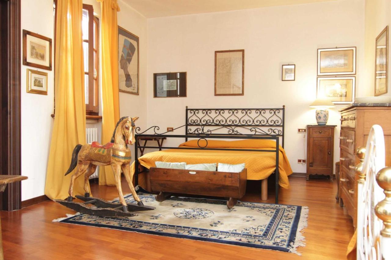 L'Arrocco Bed And Breakfast Марина-ді-Каррара Екстер'єр фото