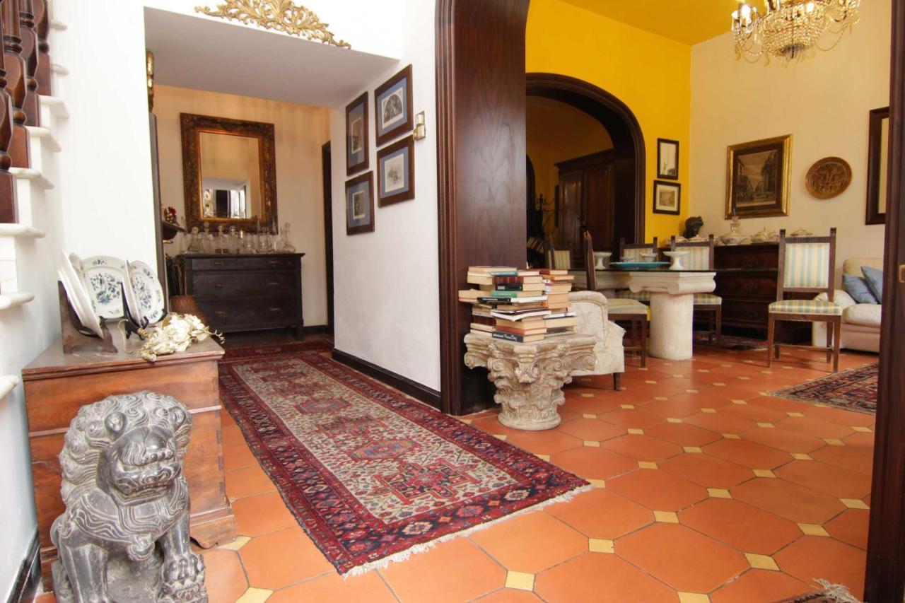 L'Arrocco Bed And Breakfast Марина-ді-Каррара Екстер'єр фото
